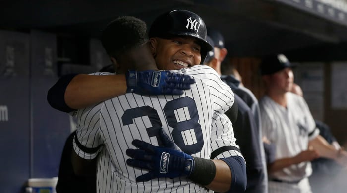 edwin-encarnacion-yankees-stock-ticker.jpg